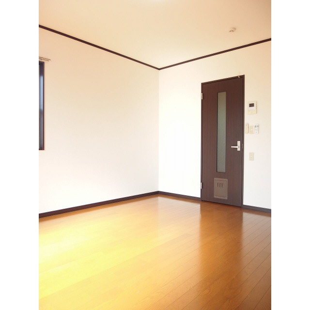 アムール 星の宮207号室 リビング