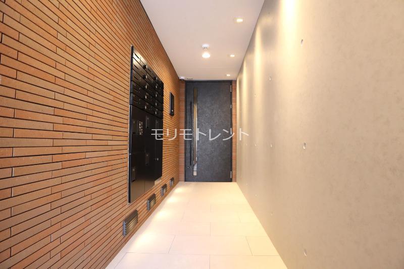 アトリオフラッツ高円寺ノース3階 エントランス