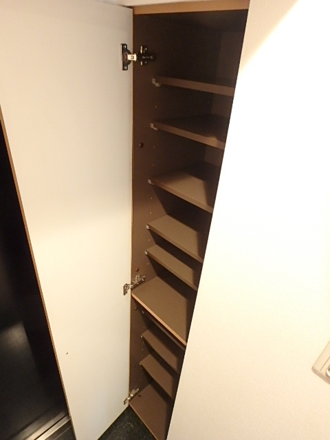 グランド・ガーラ芝公園5階 シューズクローゼット