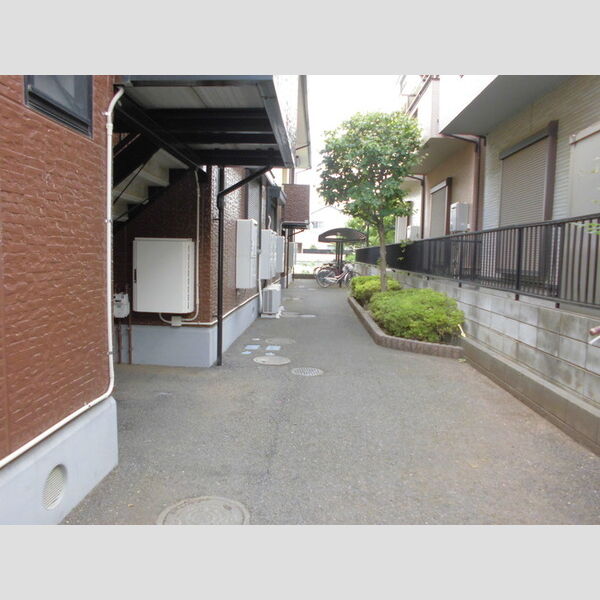 クイーンハイツ　Ⅱ203号室 入口