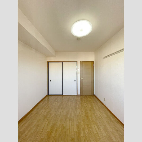 オークコート205号室 洋室