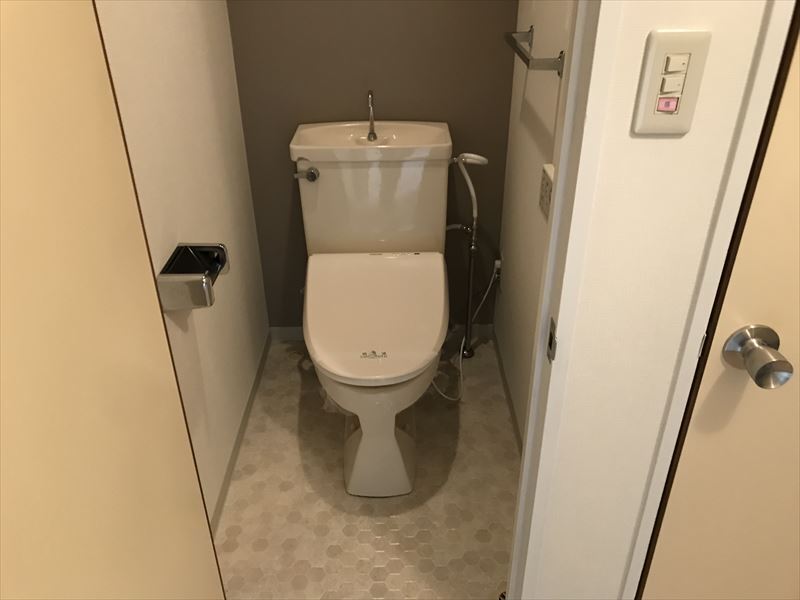 サンヒルズ東戸塚1階 トイレ