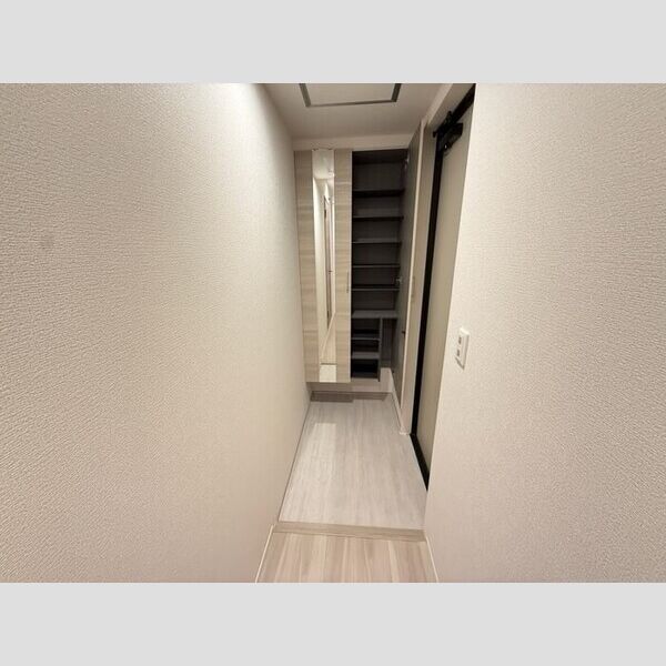 サリサ.l302号室 玄関