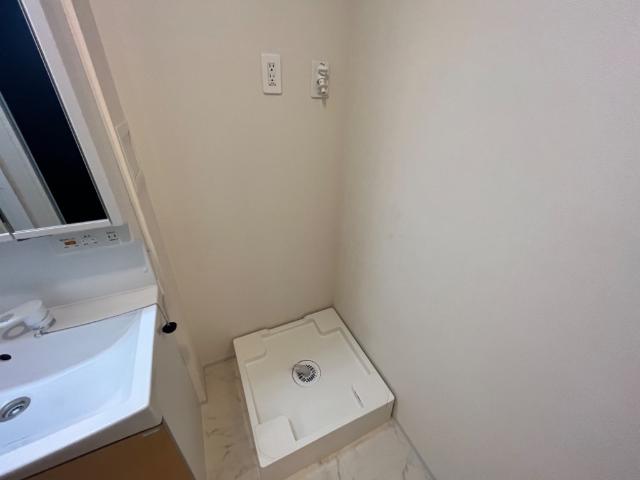 プラージュ203号室 洗濯機置場