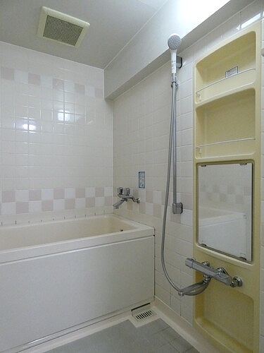 ライオンズガーデン中浦和 浴室