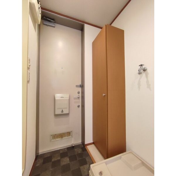 メゾンブルーム 玄関