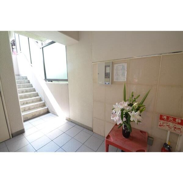 サンバレー2000202号室 エントランス