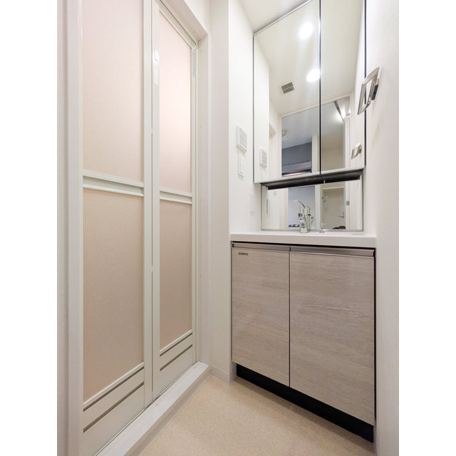 オーパスホームズ川口0406号室 同建物別部屋の参考画像