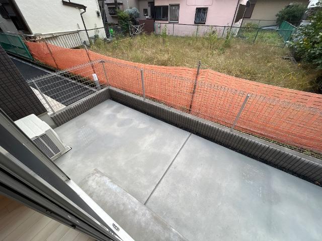 リノナル101号室 専用庭