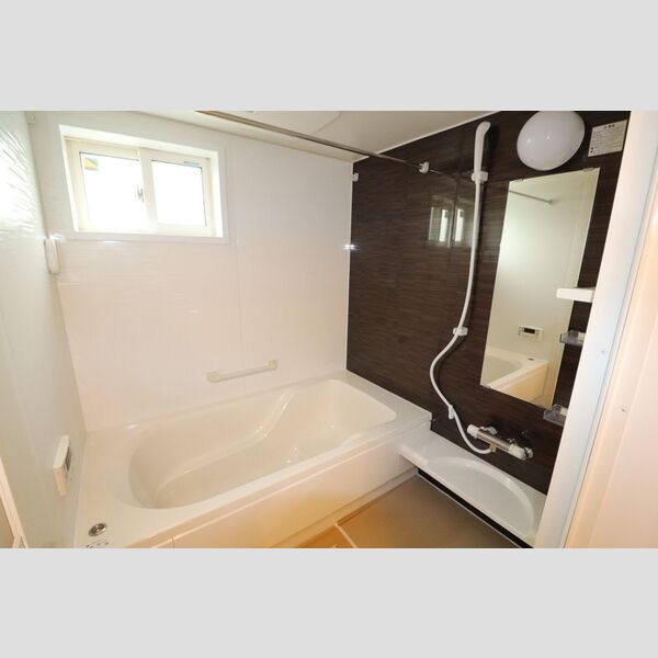 コリーヌオッツ106号室 バスルーム