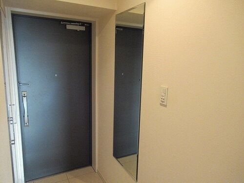 サニーコート大宮盆栽町第２ 玄関