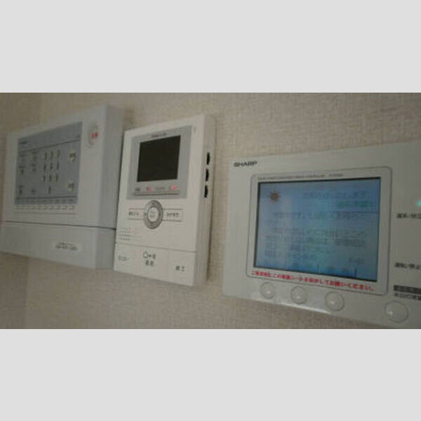 グレイスヴィラ　壱番館203号室 室内パネル(TVインターホン、太陽光・ALSOKパネル)