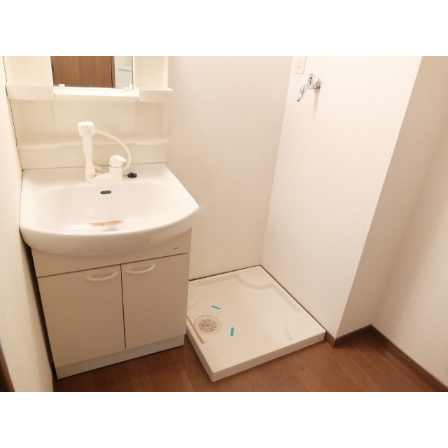 アンプルール フェール アミーⅡ102号室 内観