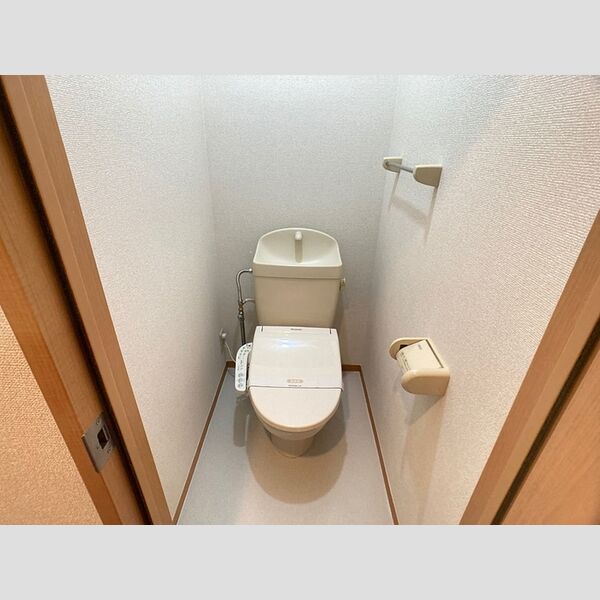 ジュネス陽光台　Ⅱ101号室 温水洗浄暖房便座