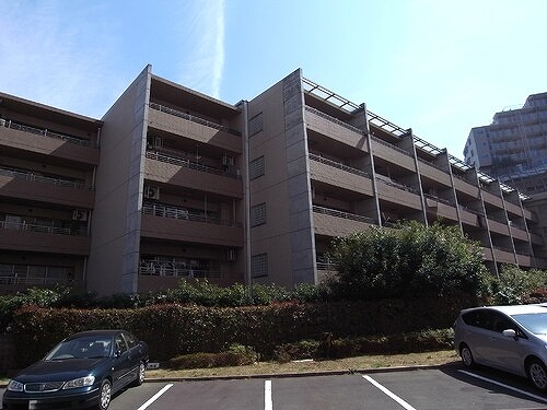 クオス保土ヶ谷 建物外観　※2013年3月撮影の写真