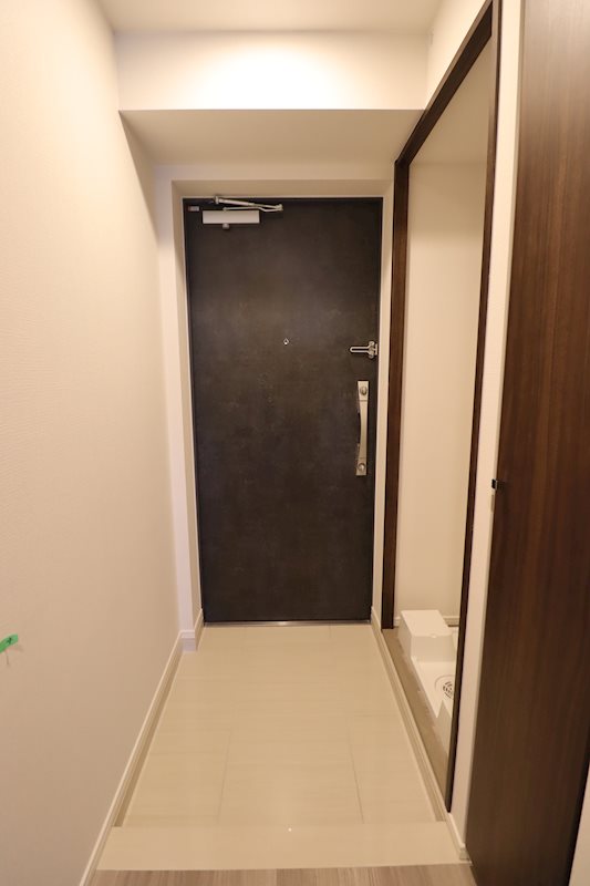 ジェノヴィア横浜石川町0304号室 玄関