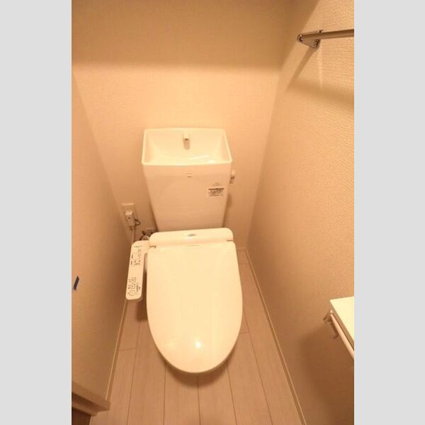 セレスティア瑞江Ⅰ 温水洗浄暖房便座