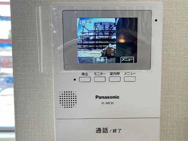 レオン105号室 カメラ付インターホン