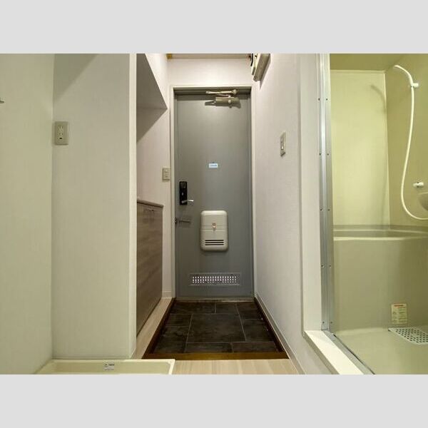 ドルフ北烏山　C103号室 C103号室　玄関