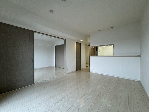 ライオンズガーデン大宮第３ 洋室　約12.1畳