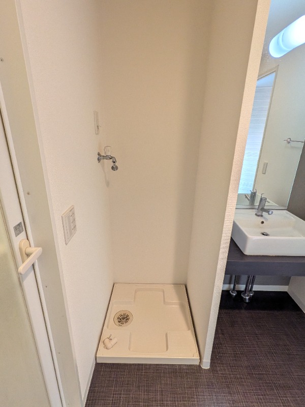 ヴォアラクテ西早稲田4階 洗濯機置き場