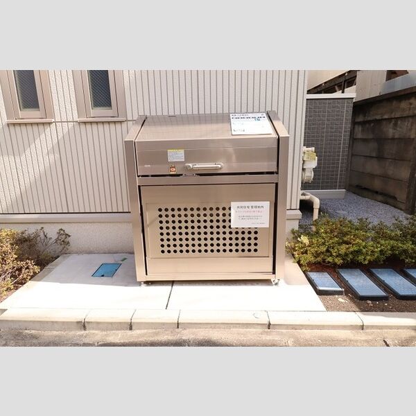 Calm 敷地内ゴミBOX