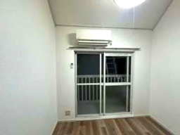 ロイヤル北小金101号室 ※写真は別室です