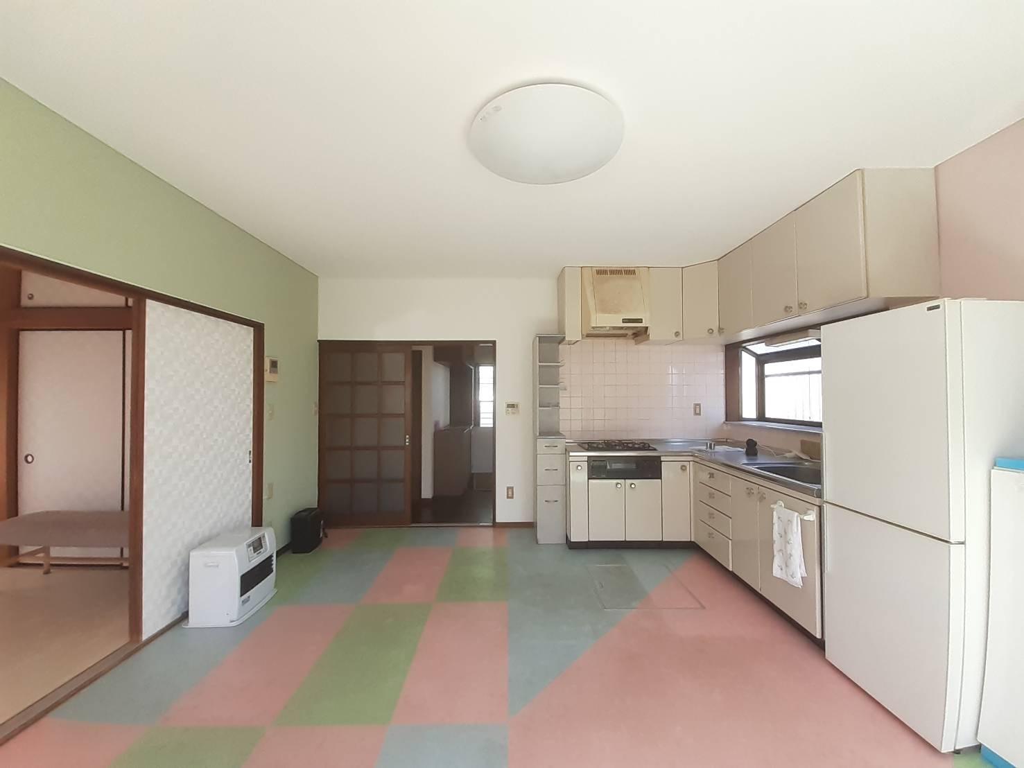 Riviere Sakura 広々としたLDKです。