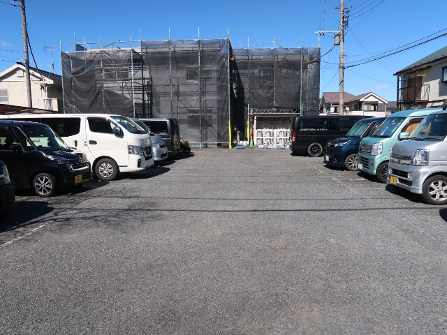 フラワーハイム1階 駐車場