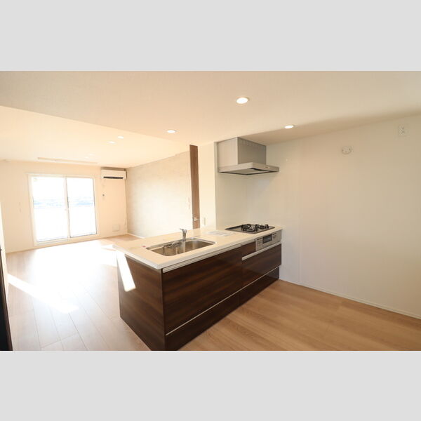 D-ROOM若草 対面キッチン