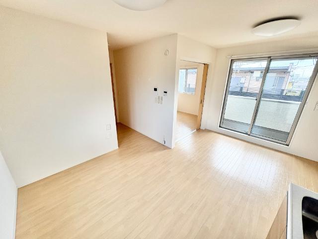 ローズ　ジャルダン リビング