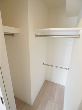 レジディア目黒Ⅳ8階 収納