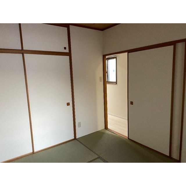 読売ランド第一マンションズ307号室 内観