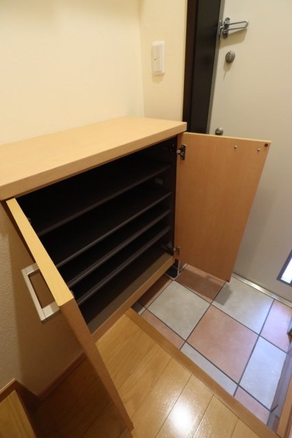 メゾンオルテ2階 同建物別部屋の参考画像