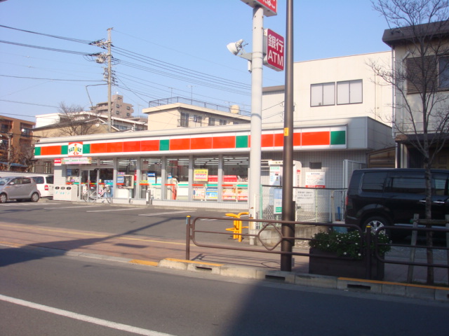 オークロシェ サンクス福生本町店まで250ｍ