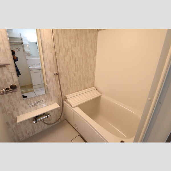 ラリュール赤塚Ⅱ バスルーム