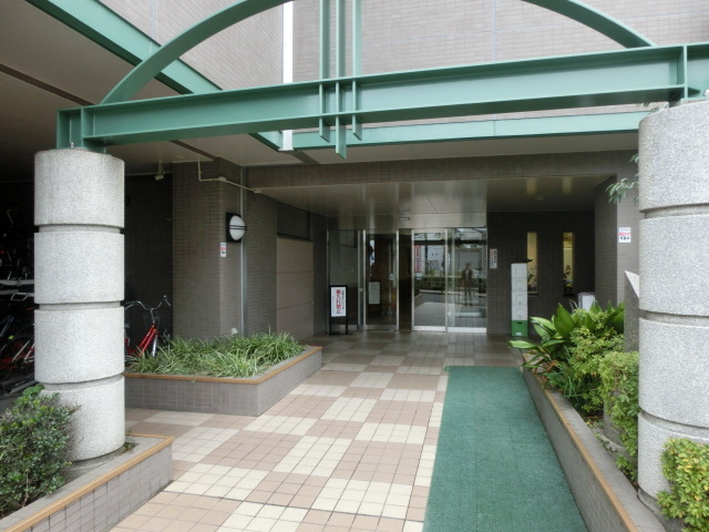 ハイホーム東青梅1202号室 エントランス