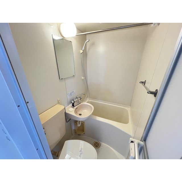 ウィンズベルⅡ303号室 お風呂