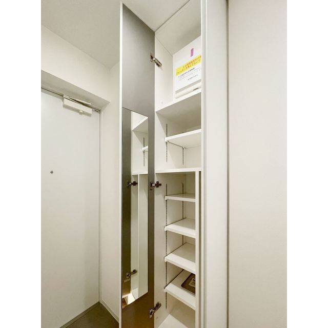 グランパセオ代々木上原0104号室 内観