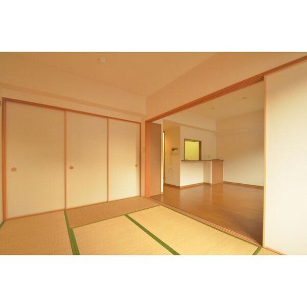 K&Aビル302号室 リビング