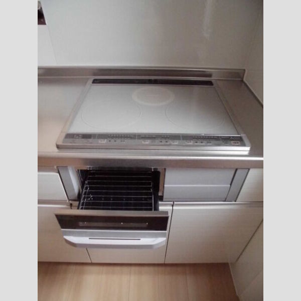 ル・リアン101号室 IHグリル付ビルトインコンロ