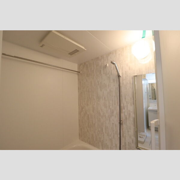 ボア・フォレット バス