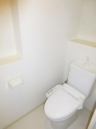 レジディア千鳥町2階 トイレ