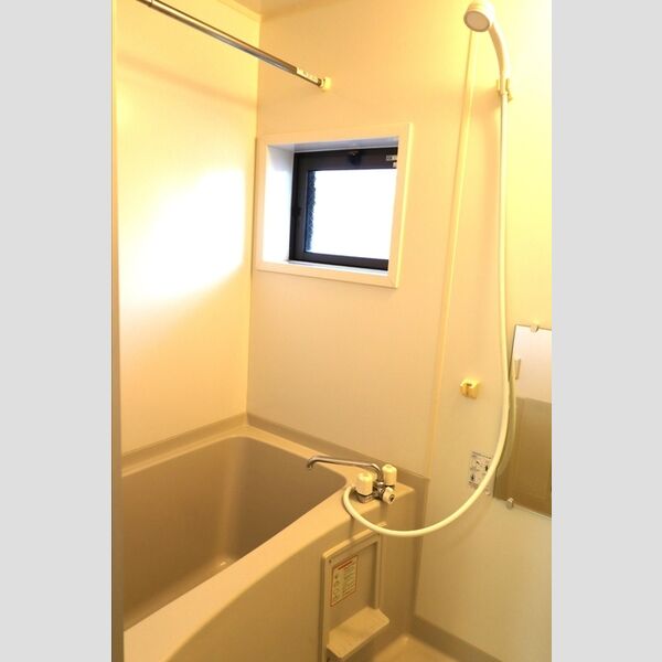 モナリエ春日　Ⅰ・ⅡⅠ203号室 バスルーム