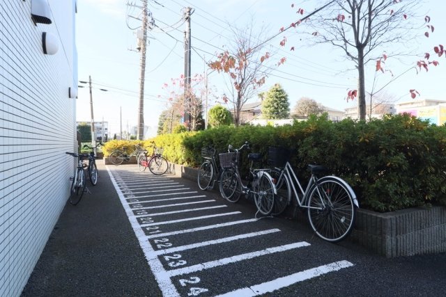 GENOVIA中野・都立家政5階 駐輪場