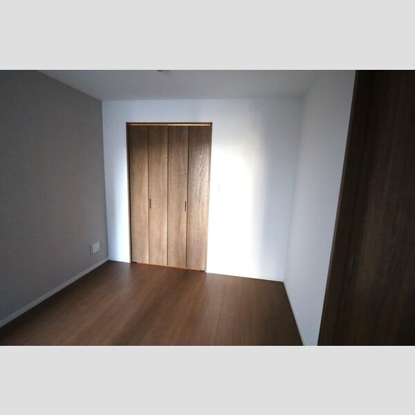 MOCRAFT中葛西103号室 洋室5.6帖バルコニー側