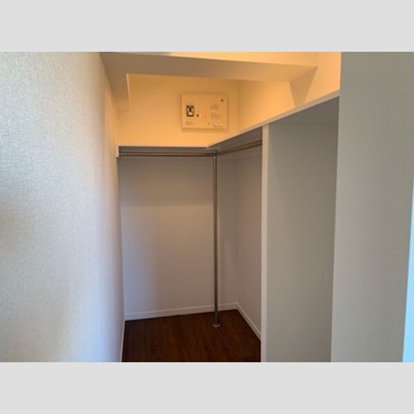 ロイヤルパークス西新井0633号室 同タイプ634号室リノベ時の写真