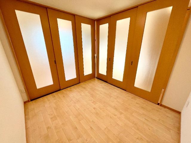 ピュアガーデン美穂 洋室（イメージ）