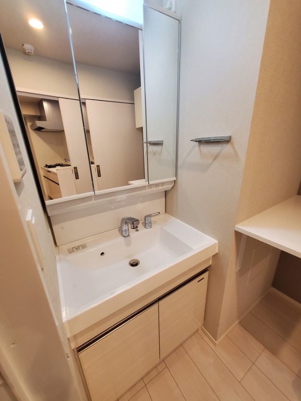 maison chrolo8階 洗面