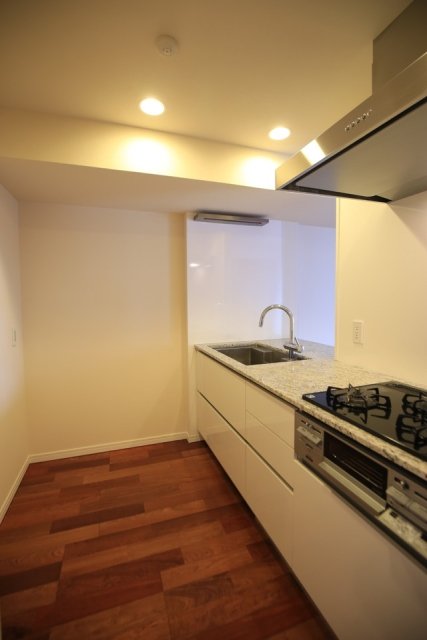 グランスイート四谷プレシア キッチン